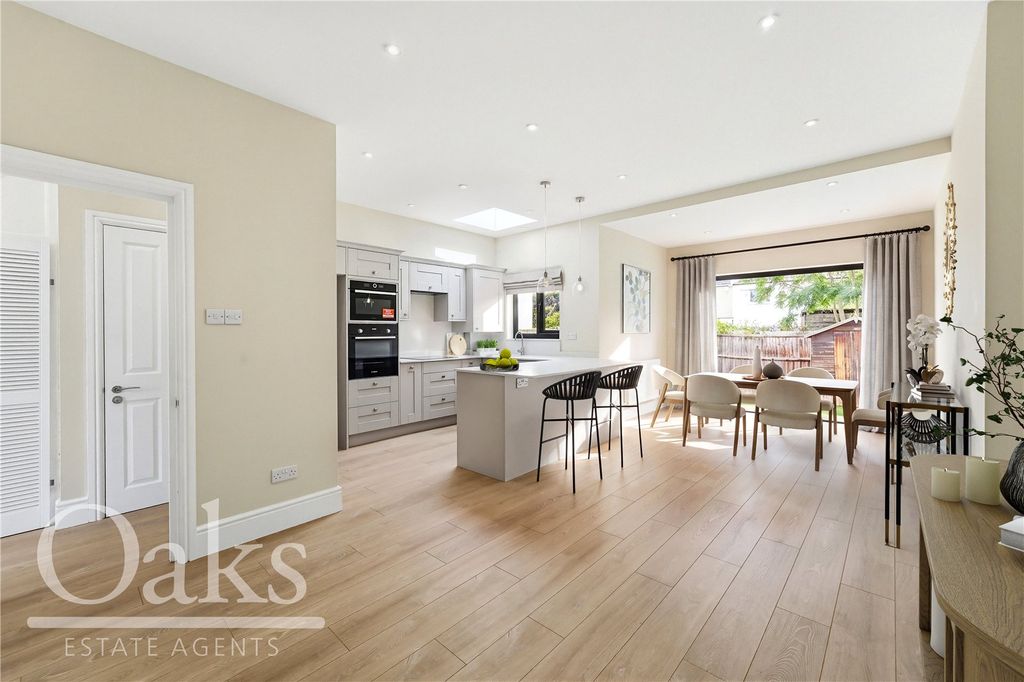 Property photo 1 of 10 Picture No. 16