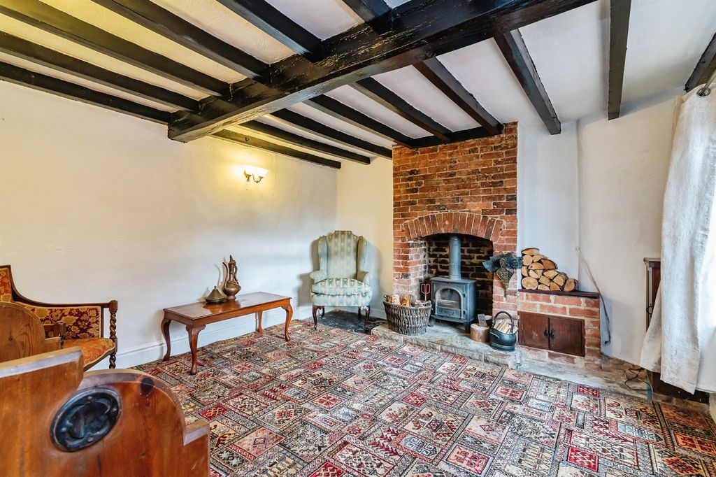 Property photo 3 of 16