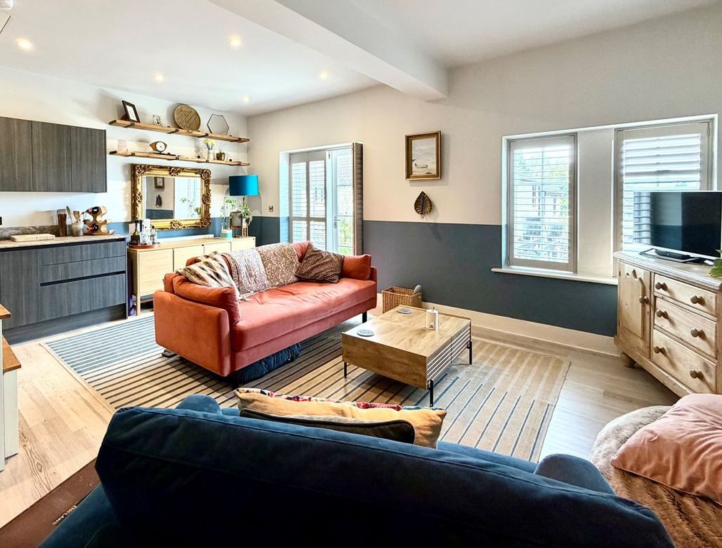 Property photo 2 of 18 Living Dining Kitchen