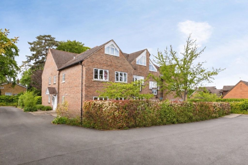 Property photo 1 of 14