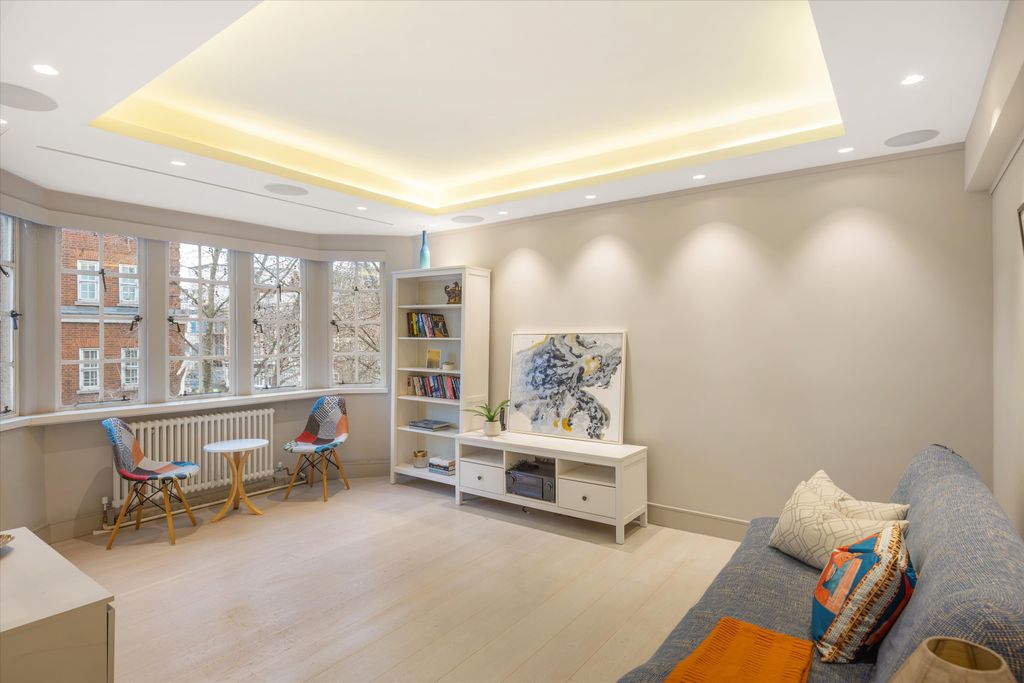 Property photo 2 of 11 Image