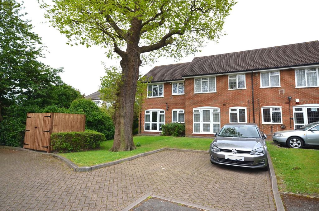 Property photo 2 of 12