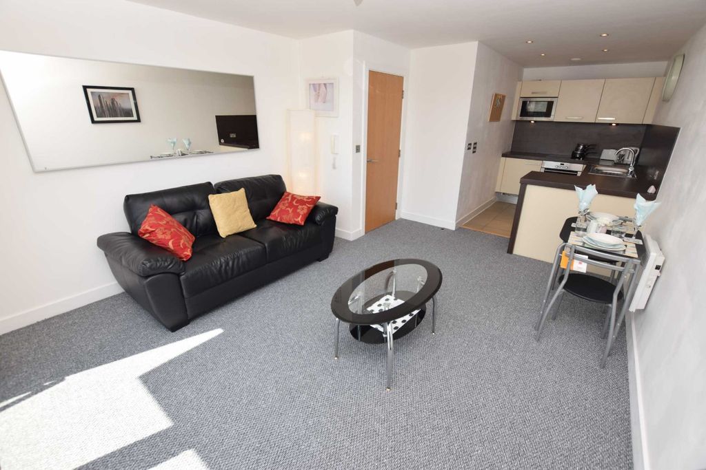 Property photo 3 of 11 Picture No. 05