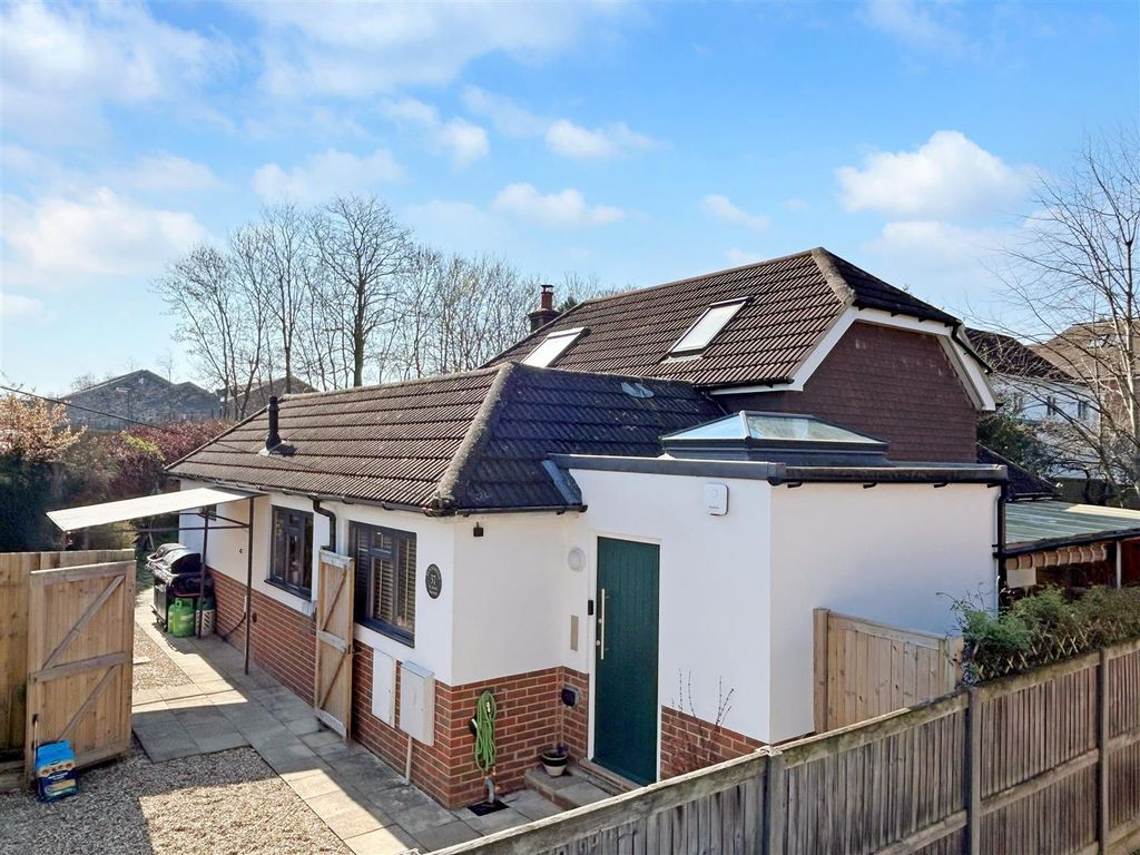 Property photo 1 of 19 Front High 3Dp.Jpg