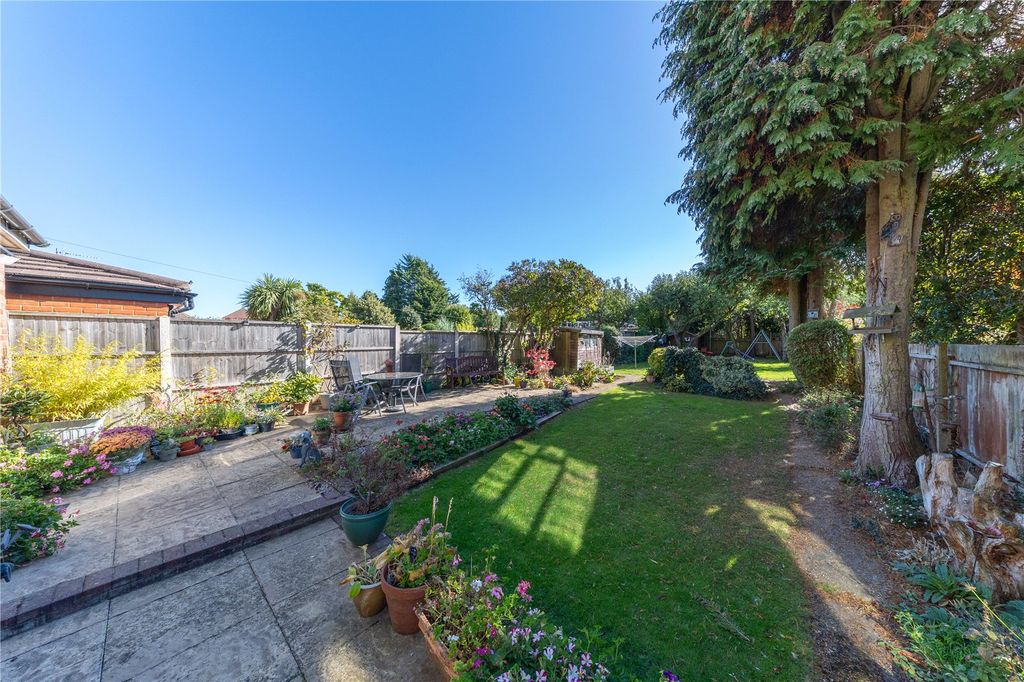 Property photo 2 of 34 Picture No. 02