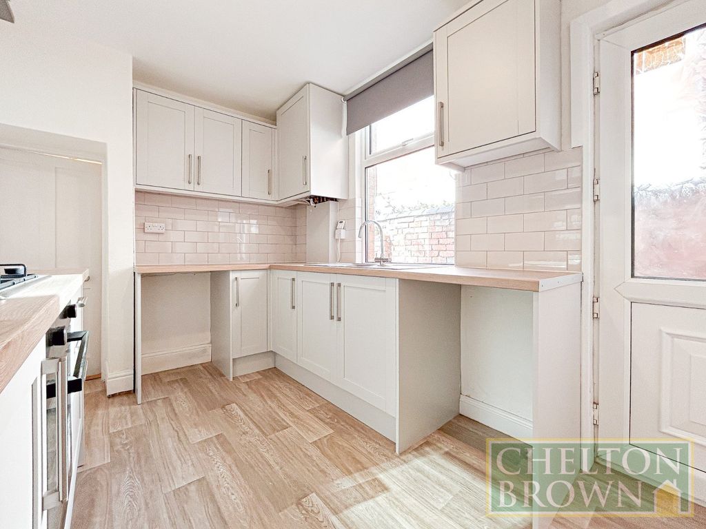 Property photo 2 of 37 Kitchen