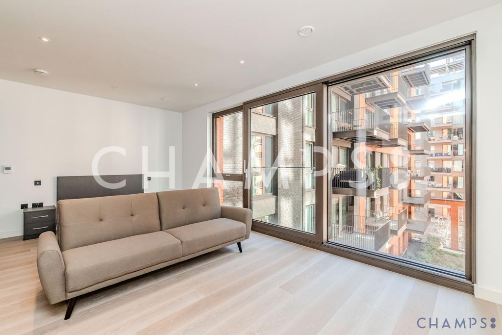 Property photo 3 of 11 Gallery