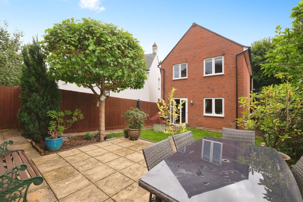 Property photo 3 of 18