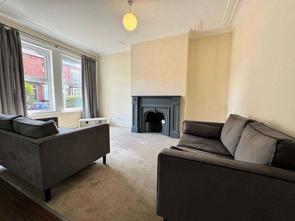 Property photo 2 of 16 Img_4504