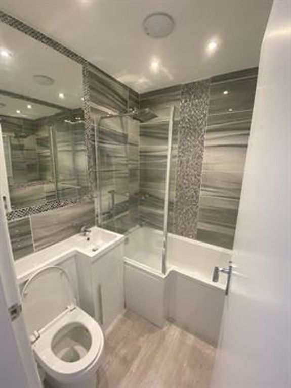 Property photo 2 of 6 Photo 5