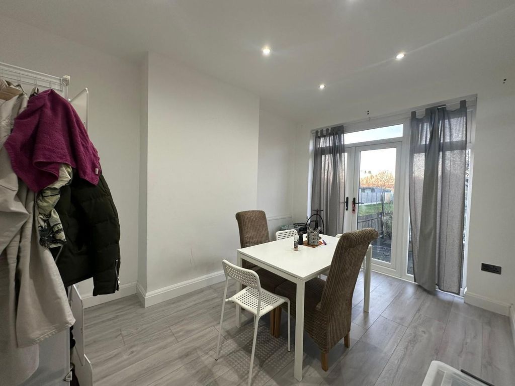 Property photo 3 of 14 Whatsapp Image 2026-02-24 At 17.32.38 (1).Jpeg