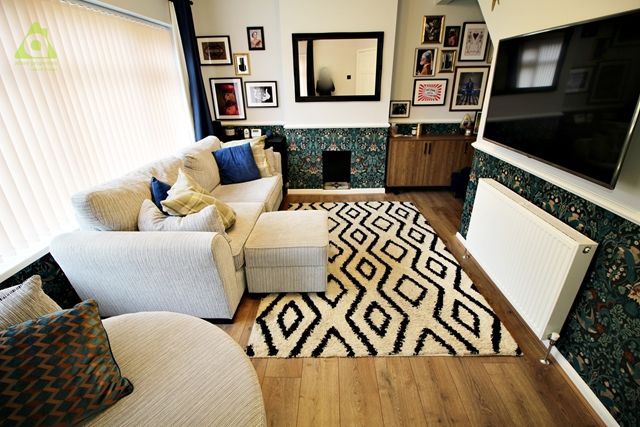 Property photo 2 of 14