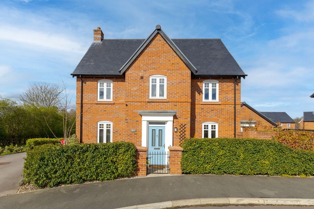 Property photo 1 of 36