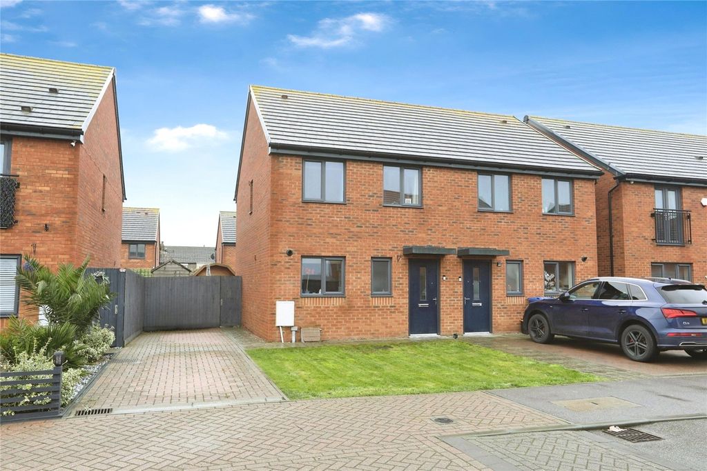 Property photo 1 of 32 Picture No. 23