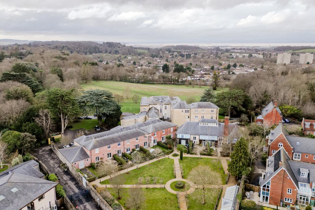 Additional image 24 of 2 bed maisonette for saleRepton Hall, Carriage Drive, Bristol BS10