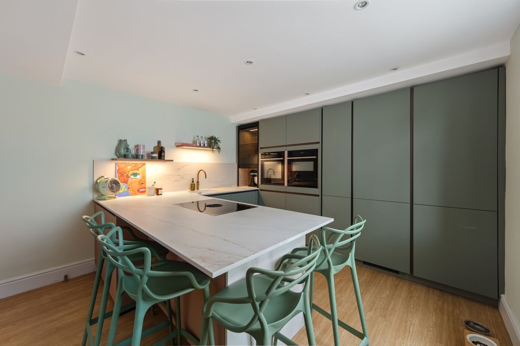 Property photo 3 of 18 094A7504