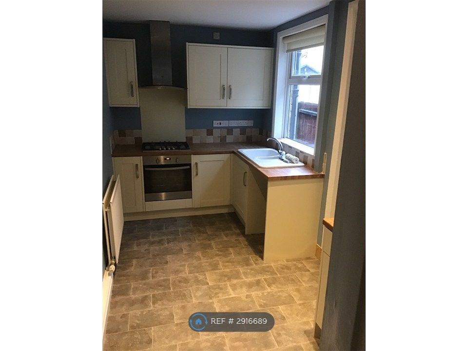 Property photo 1 of 22 Kitchen