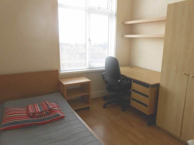 Property photo 3 of 6 3