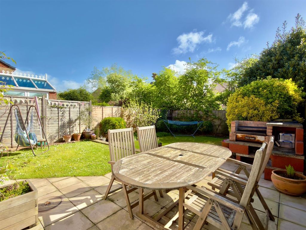 Property photo 3 of 18