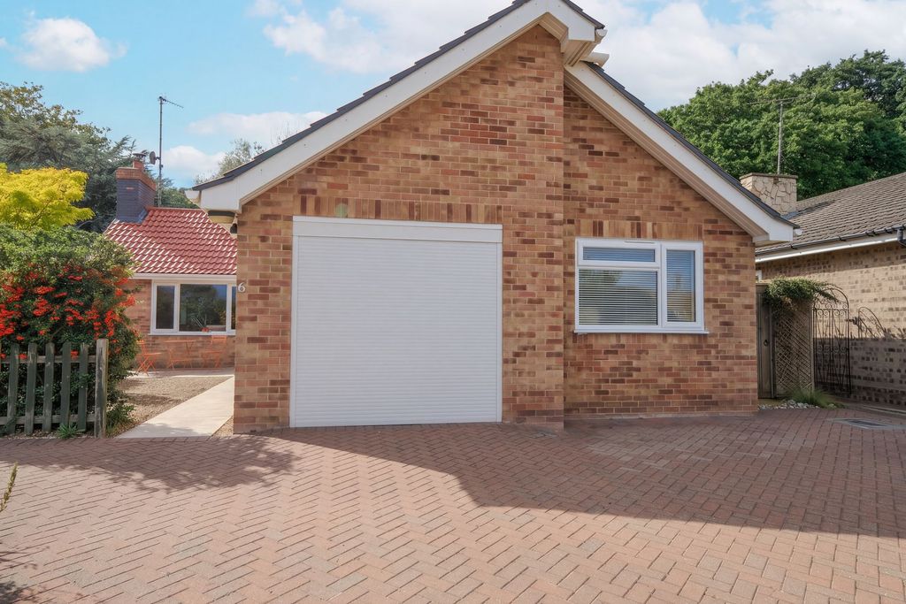 Property photo 1 of 30