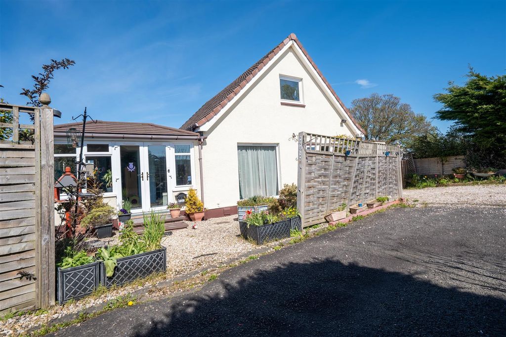 Property photo 1 of 32 Dsc03964-Hdr.Jpg
