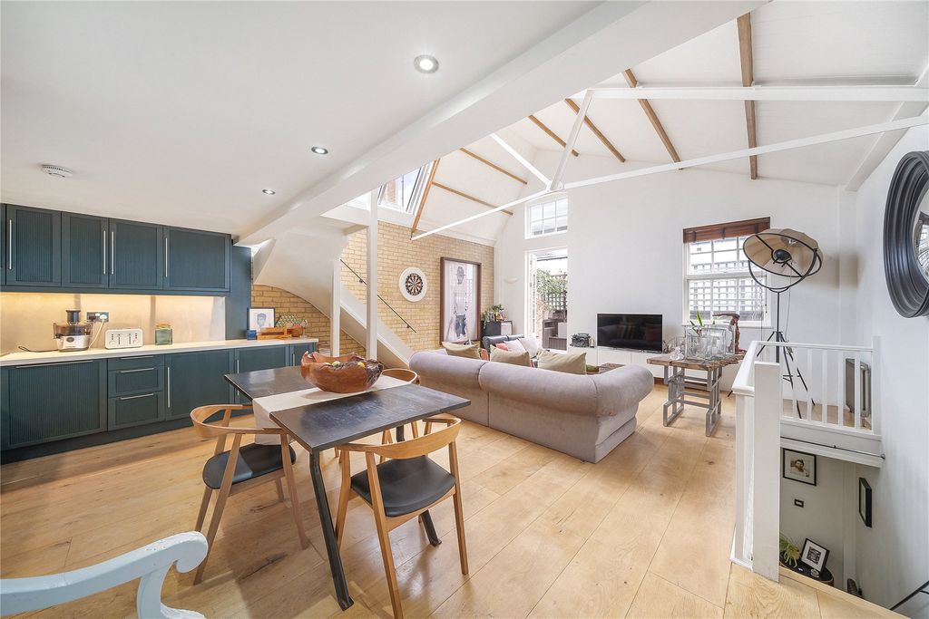 Property photo 3 of 16 Picture No. 33