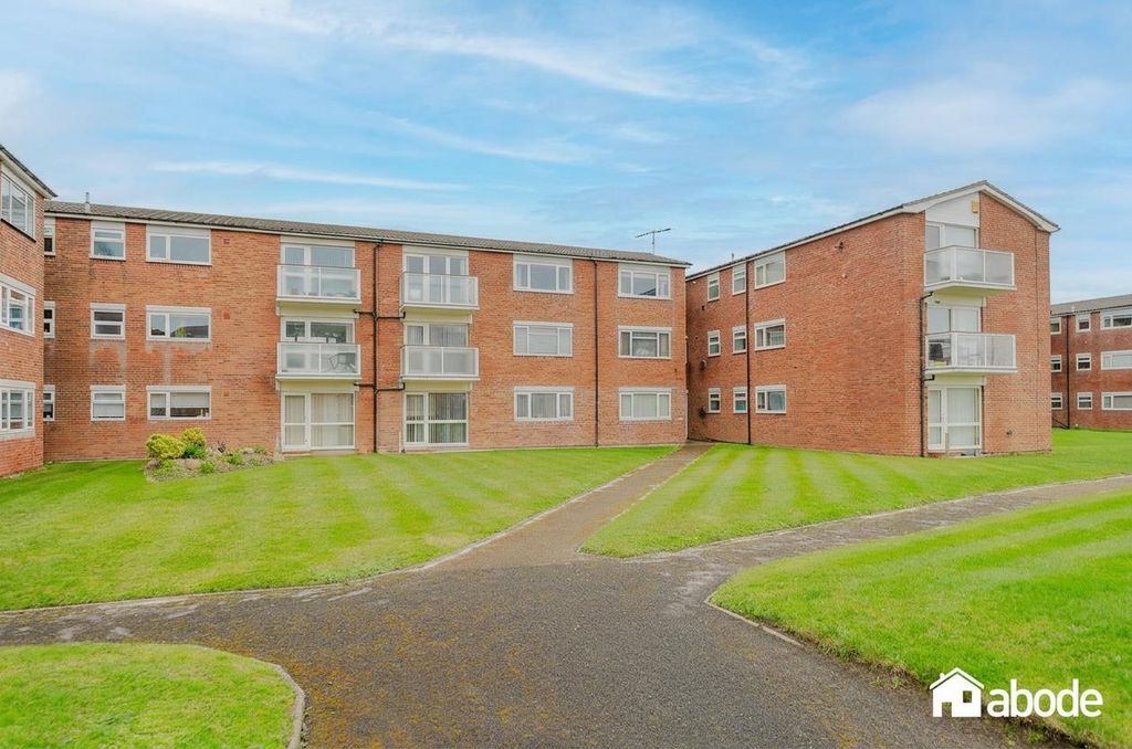 Property photo 1 of 19 Dsc09802-Hdr_Bluesky.Jpg