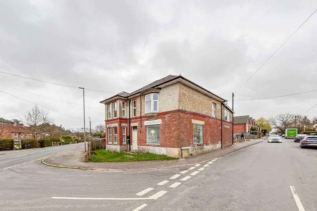 Property photo 1 of 6 15.Jpg