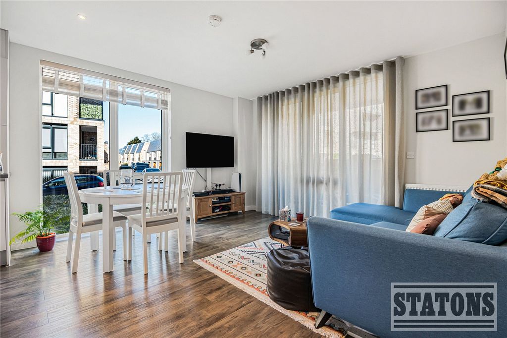 Property photo 3 of 10 Picture No. 15