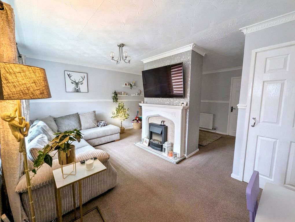 Property photo 2 of 16