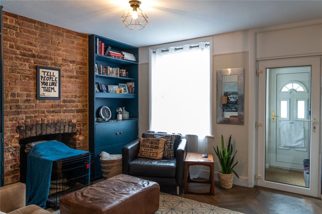 Property photo 2 of 16 Picture No. 26