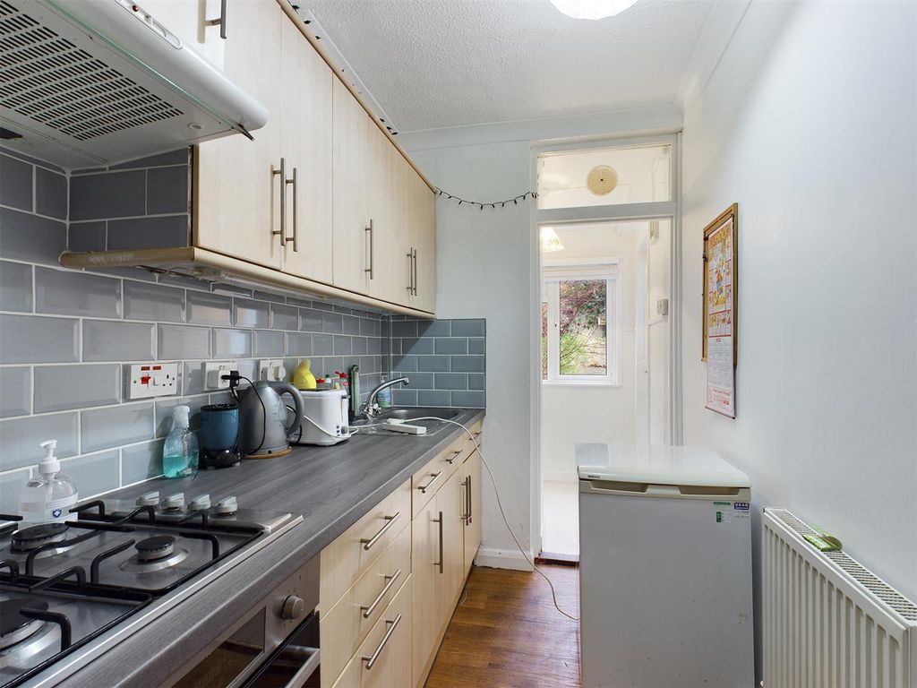 Property photo 2 of 9 Cam00771P1-Pr0020-Still01.Jpg