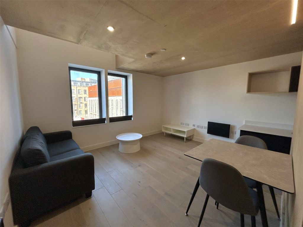 Property photo 2 of 9 Picture No. 07