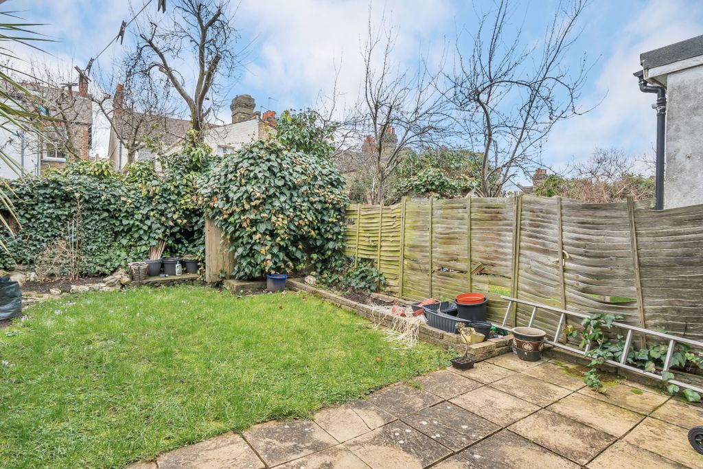 Property photo 2 of 10 Photo 02