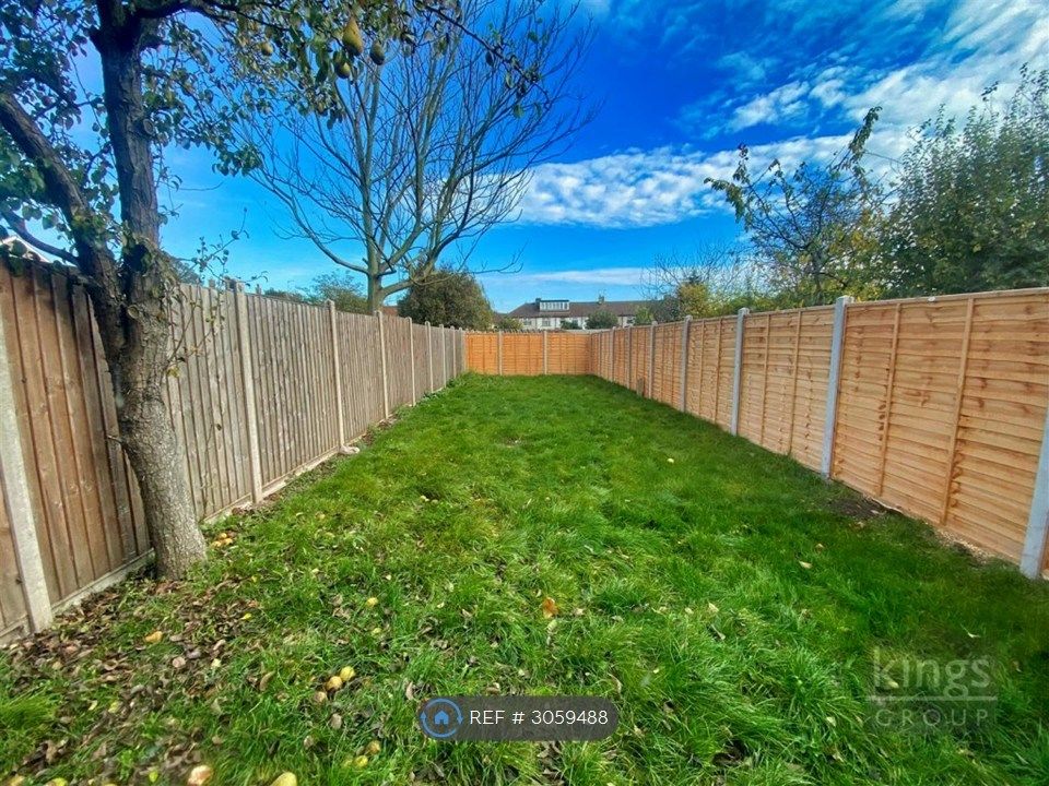 Property photo 2 of 35