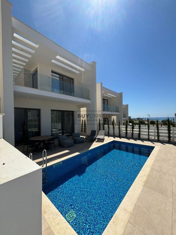 Property photo 2 of 33