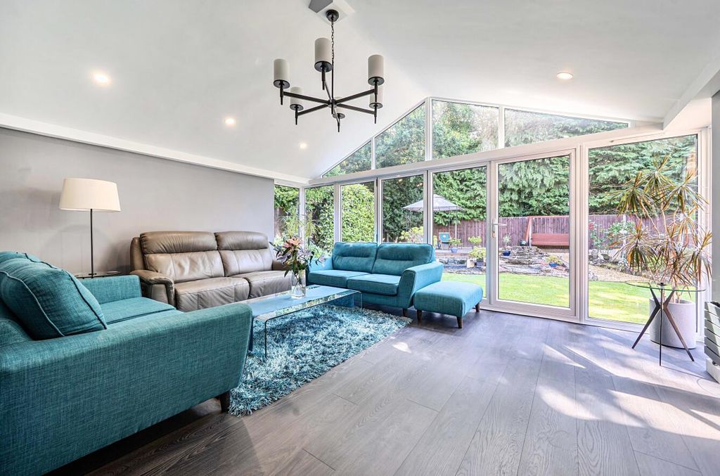 Property photo 2 of 21 1482480-6-6A3Bb5693d6A8.Jpg