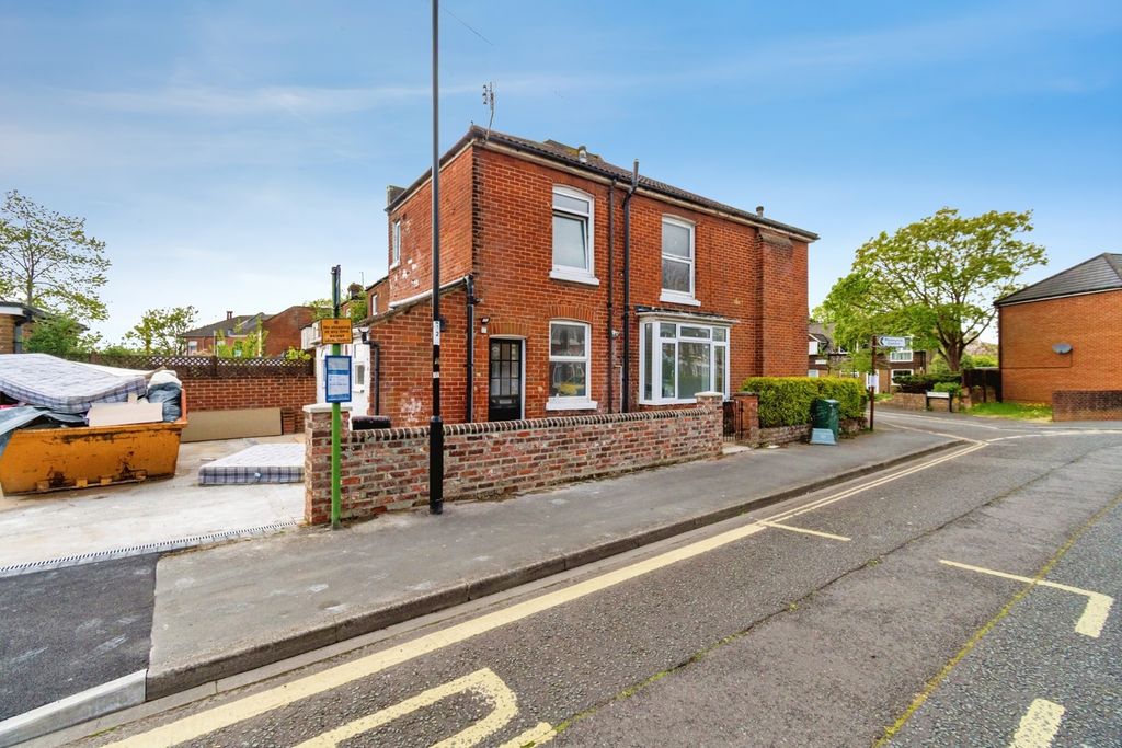 Property photo 2 of 16 Pbox-Img.Jpg
