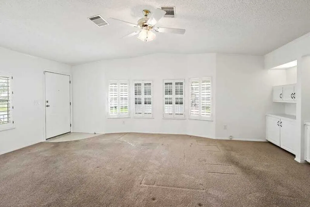 Property photo 3 of 27 <Alttext/>