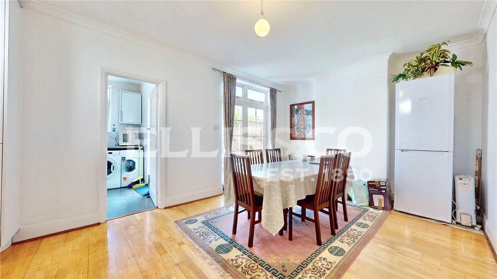 Property photo 3 of 12 Picture No. 06