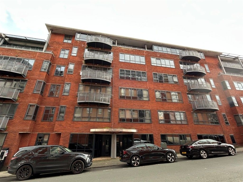 Property photo 1 of 8