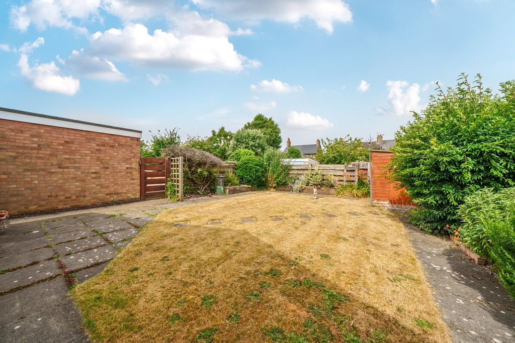Property photo 3 of 15