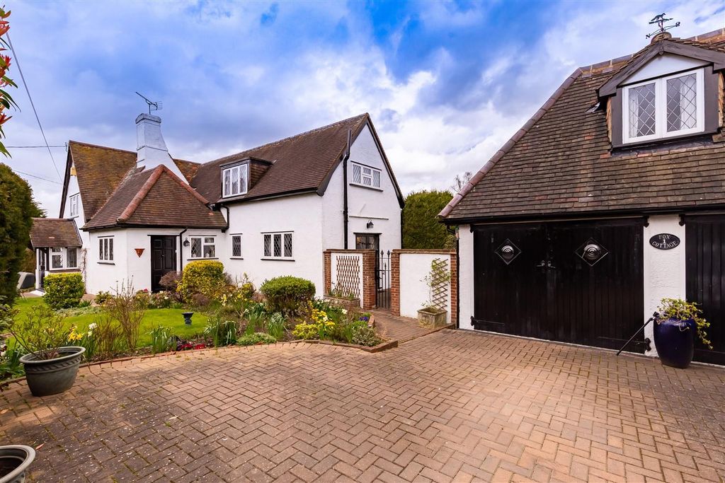 Property photo 1 of 27 Fox Cottage (41).Jpg