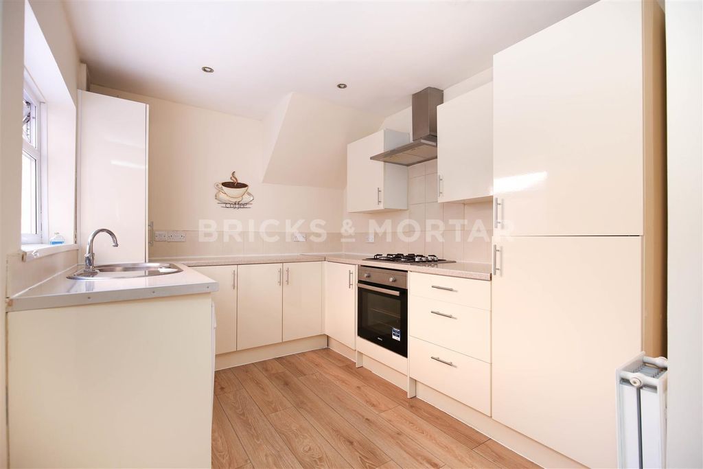 Property photo 3 of 10 Mjhow5Fom802Vhadycqel8Tnwhu.Jpg