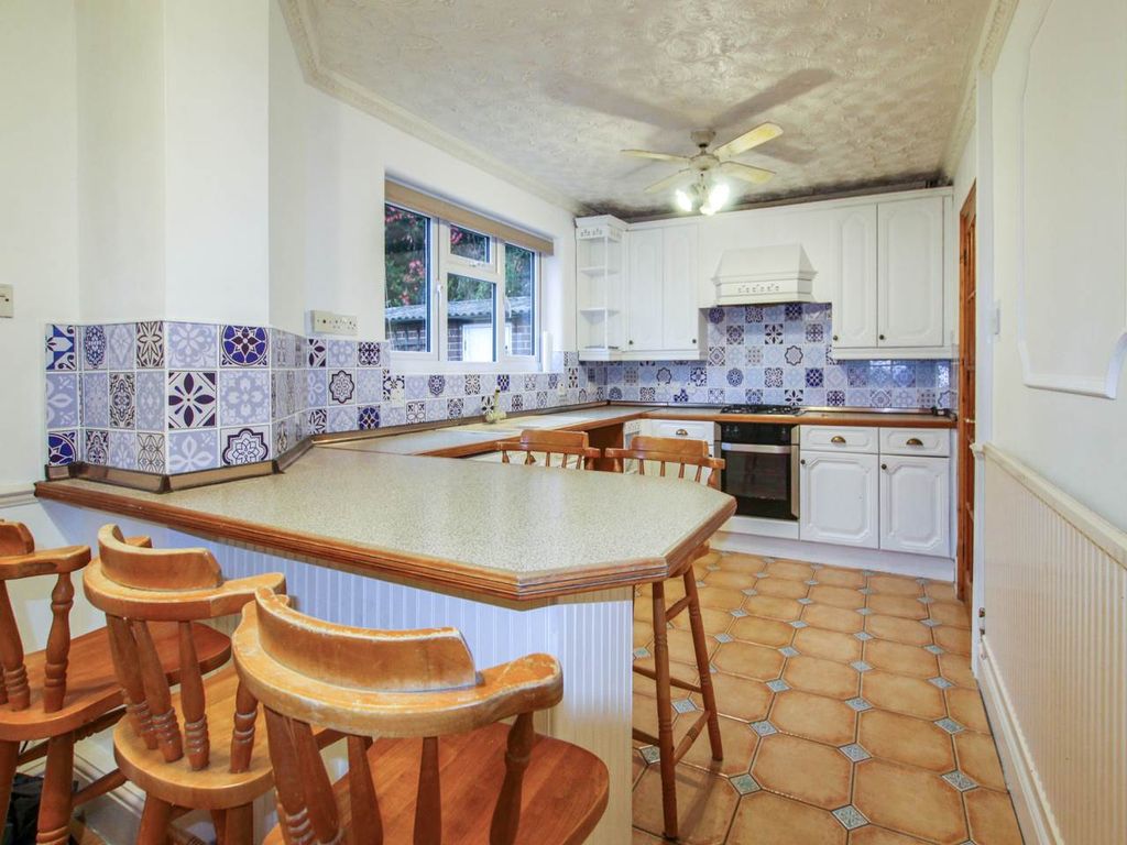 Property photo 1 of 16 Img_9013