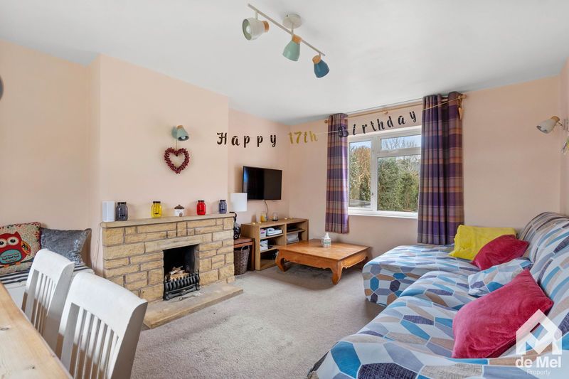 Property photo 3 of 16 Photo 9