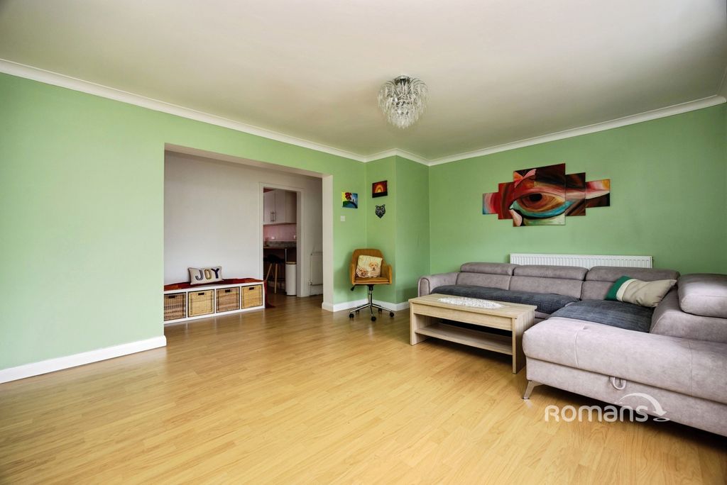 Property photo 2 of 12 Pbox-Img.Jpg