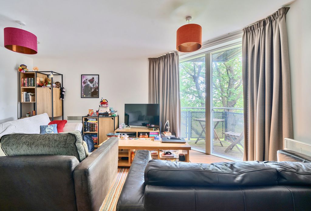Property photo 1 of 14 1457530-14-6A04A3...