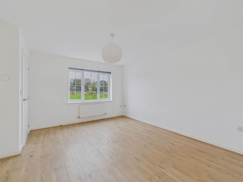 Property photo 2 of 16 Cam03972G0-Pr0182-Still003.Jpg