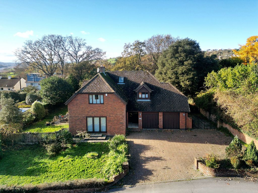 Property photo 1 of 21